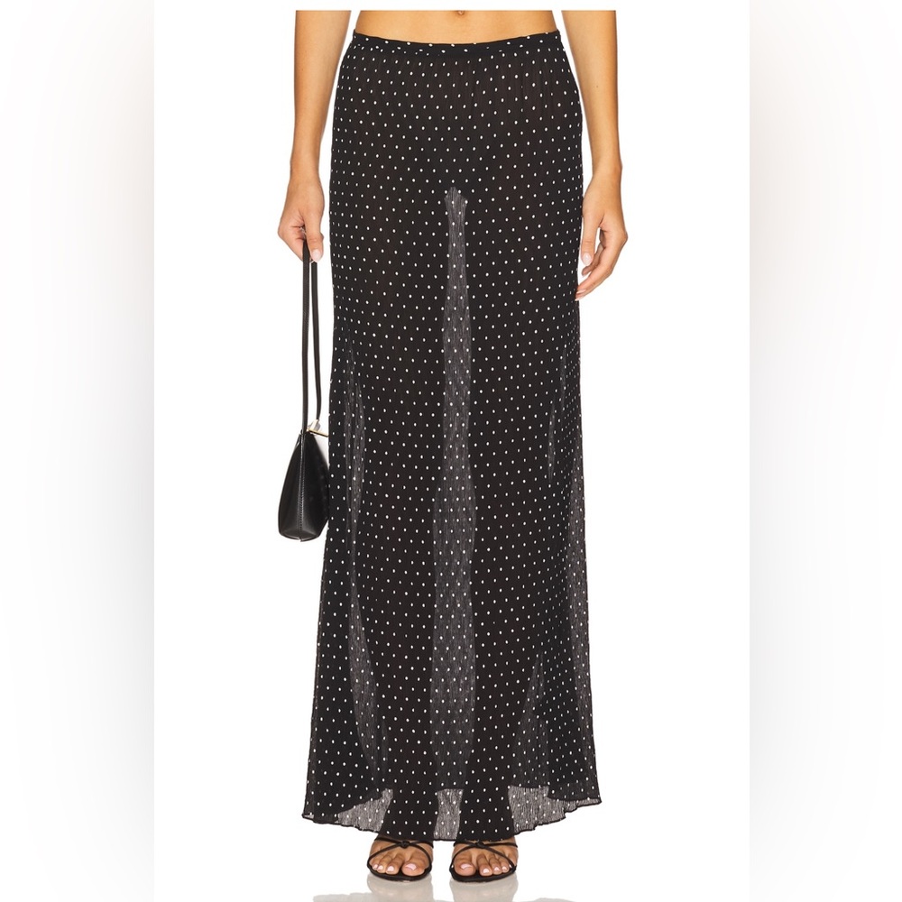 Elegant Black Polka Dot Skirt lioness